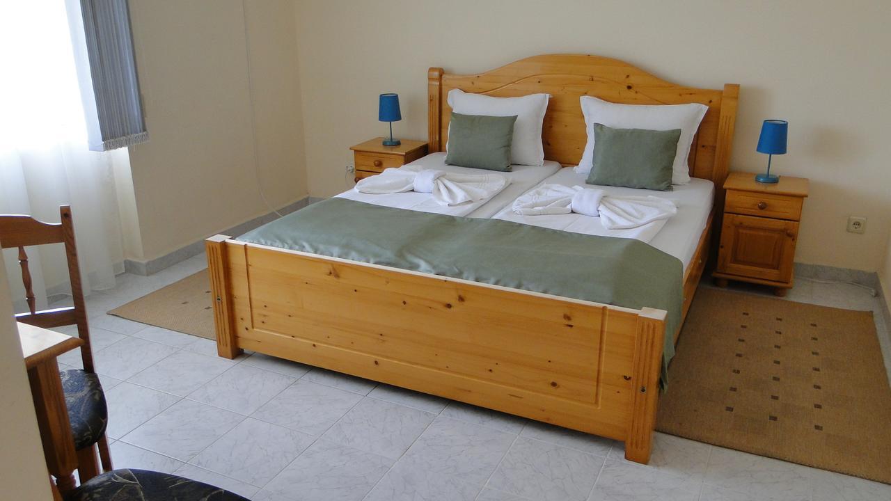 Stemak Hotel Pomorie Luaran gambar