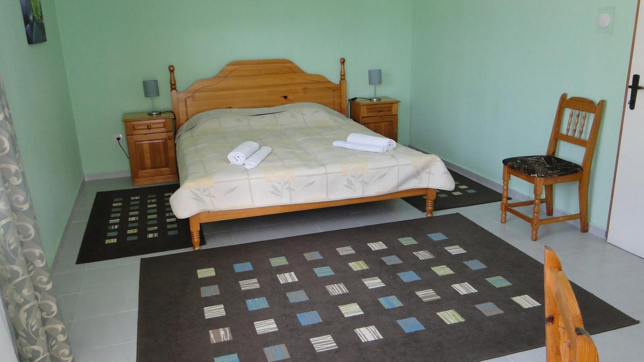 Stemak Hotel Pomorie Luaran gambar