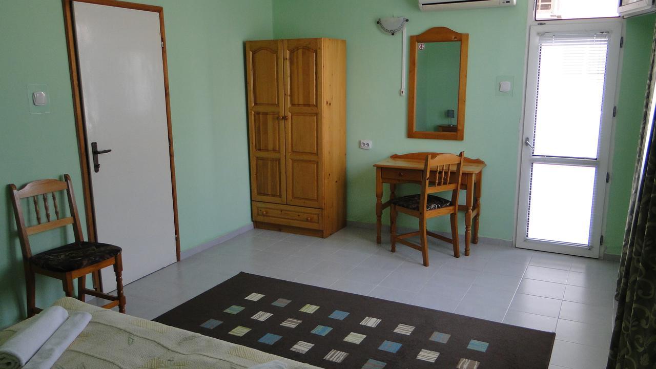 Stemak Hotel Pomorie Luaran gambar