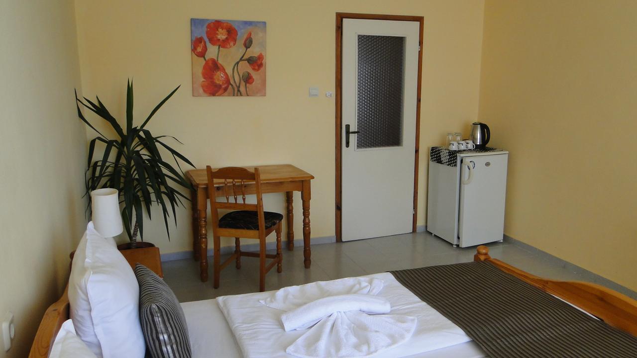Stemak Hotel Pomorie Luaran gambar