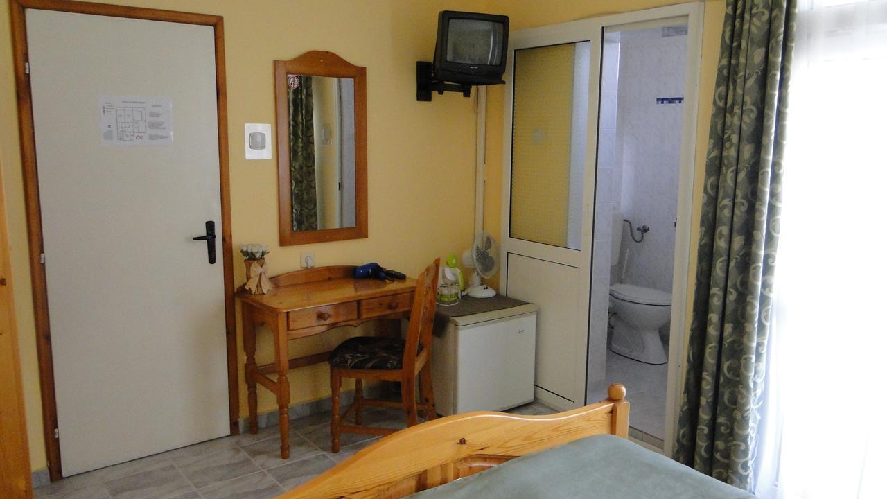 Stemak Hotel Pomorie Luaran gambar